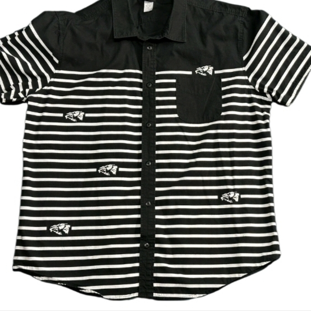 NEW! STAR WARS Millennium Falcon Striped Short Sleeve Button Up Shirt Large.